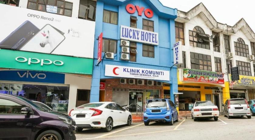 Oyo 89406 Lucky Budget Hotel Nilai Exterior foto